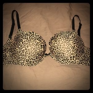 Victoria’s Secret push up bra